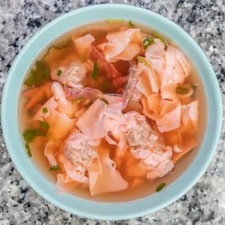 Wonton and BBQ Pork (Rice Noodle) Soup